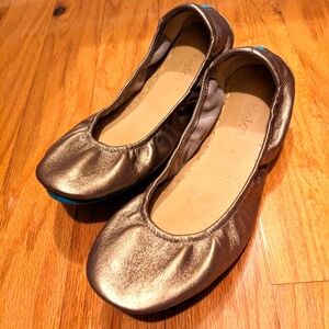 Tieks Size 8 Metallic Bronze